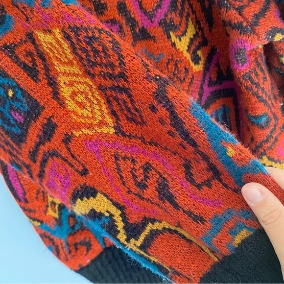 *SOLD* Giovanni Ferretti Vintage Vibrant Geometric Women's Cardigan Wool Size L - Picture 12 of 13